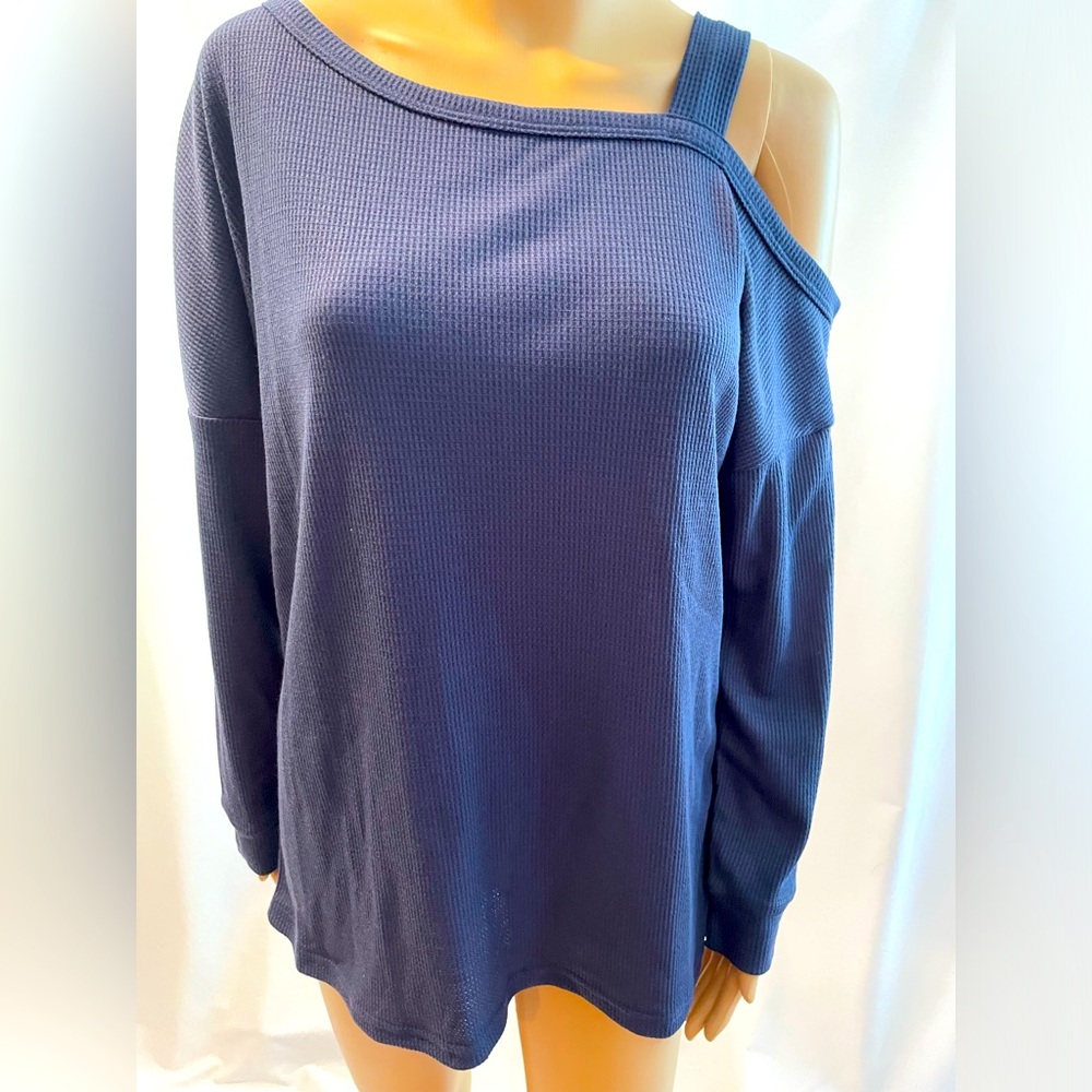 Iwollence Blouse Women Size M Long sleeve  NWOT